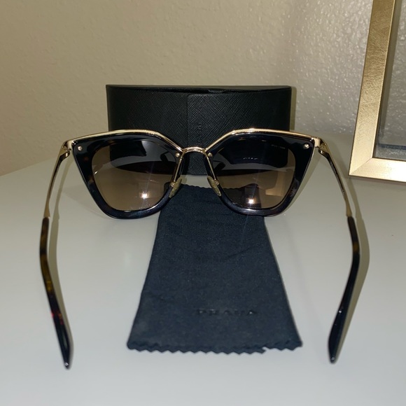 PRADA PR53SS Sunglasses - Picture 3 of 8